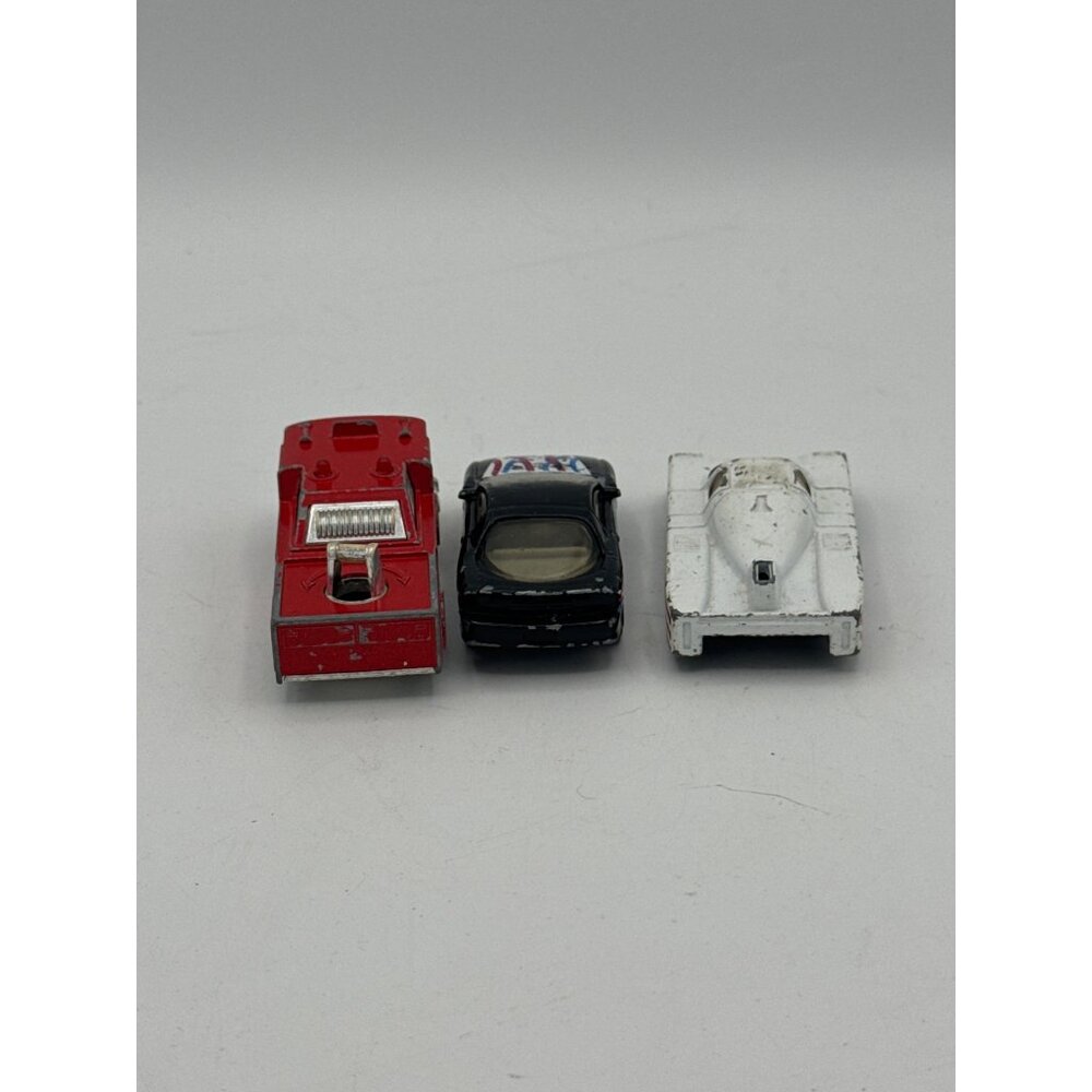Lot of 10 Matchbox Cars Various Year and Models - Picture 7 of 7